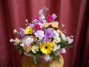 送別用アレンジお届けしました｜「フラワーギフト　花屋さん」　（福井県福井市の花キューピット加盟店 花屋）のブログ
