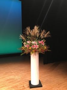 秋のステージ花お届けしました｜「フラワーギフト　花屋さん」　（福井県福井市の花キューピット加盟店 花屋）のブログ